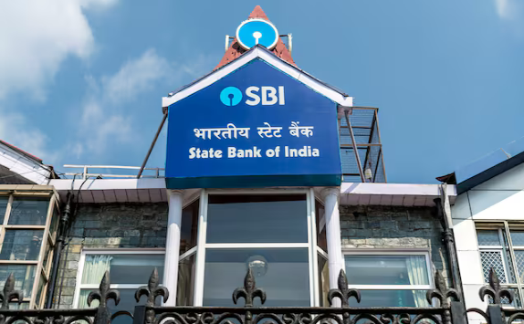 SBI MCLR Cut August 2025: SBI trims MCLR by up to 5 bps (new range 7.90%–8.85%). See HDFC, BoB, IOB, PNB, Indian Bank & BoI cuts, updated MCLR tables, and how your EMIs change. SBI MCLR Cut August 2025: SBI trims MCLR by up to 5 bps (new range 7.90%–8.85%). See HDFC, BoB, IOB, PNB, Indian Bank & BoI cuts, updated MCLR tables, and how your EMIs change.